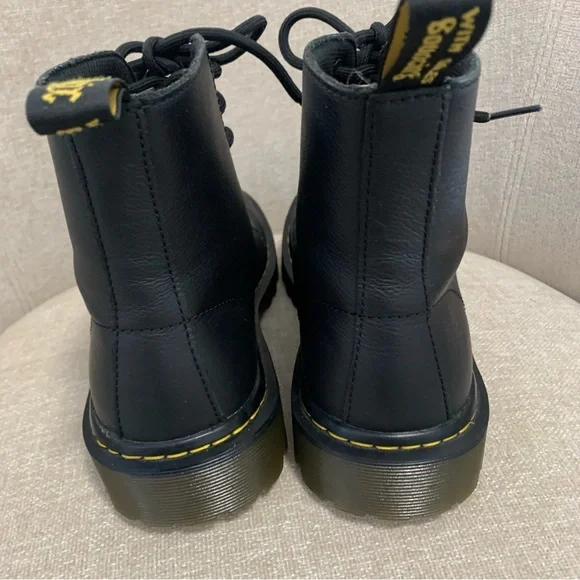 Dr Martens 1460 Women’s Smooth leather Lace-Up Boots - Picture 3 of 6